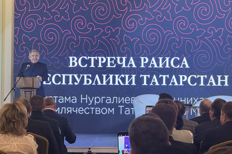 Рустам Минниханов: «В целом, в мире наш Татарстан узнают и знают»