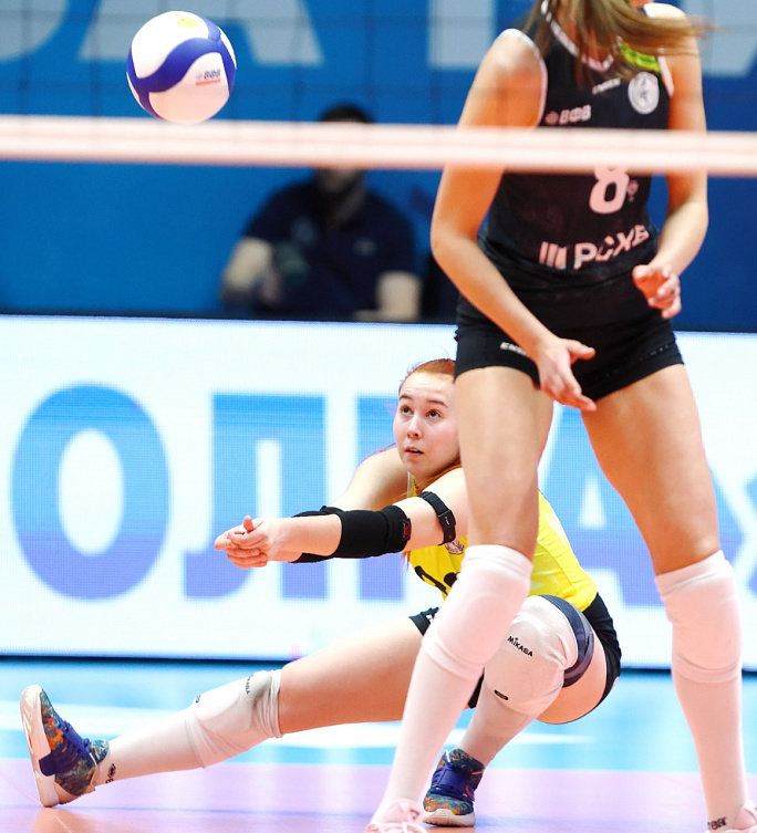 В женской волейбольной суперлиге состоялось уже второе в нынешнем сезоне петербургское дерби | ФОТО Александра КУЛЕБЯКИНА