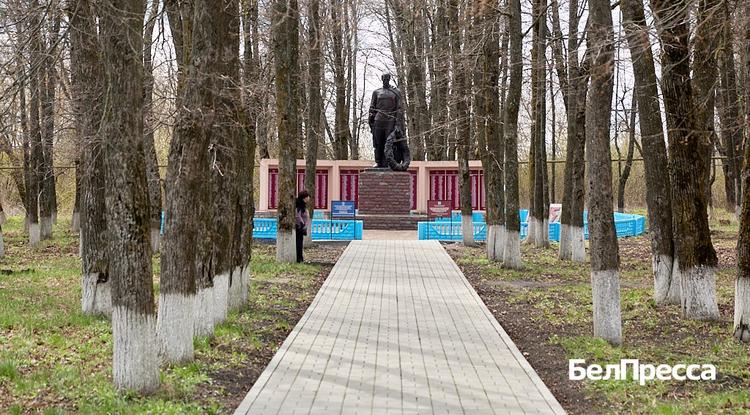 «Папа, я тебя нашла». Почему в ивнянскую Берёзовку на 9 Мая едут люди со всей страны