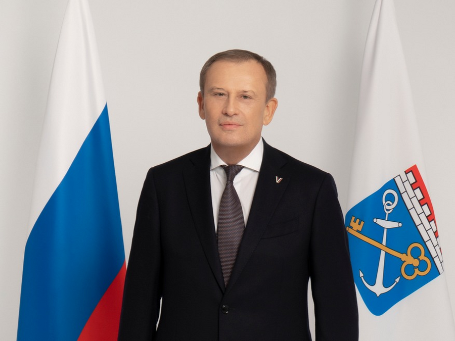 Александр Дрозденко поздравил ленинградцев с Днем местного самоуправления