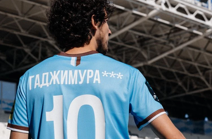 ФК «Челябинск» играл со звездочками на майках 