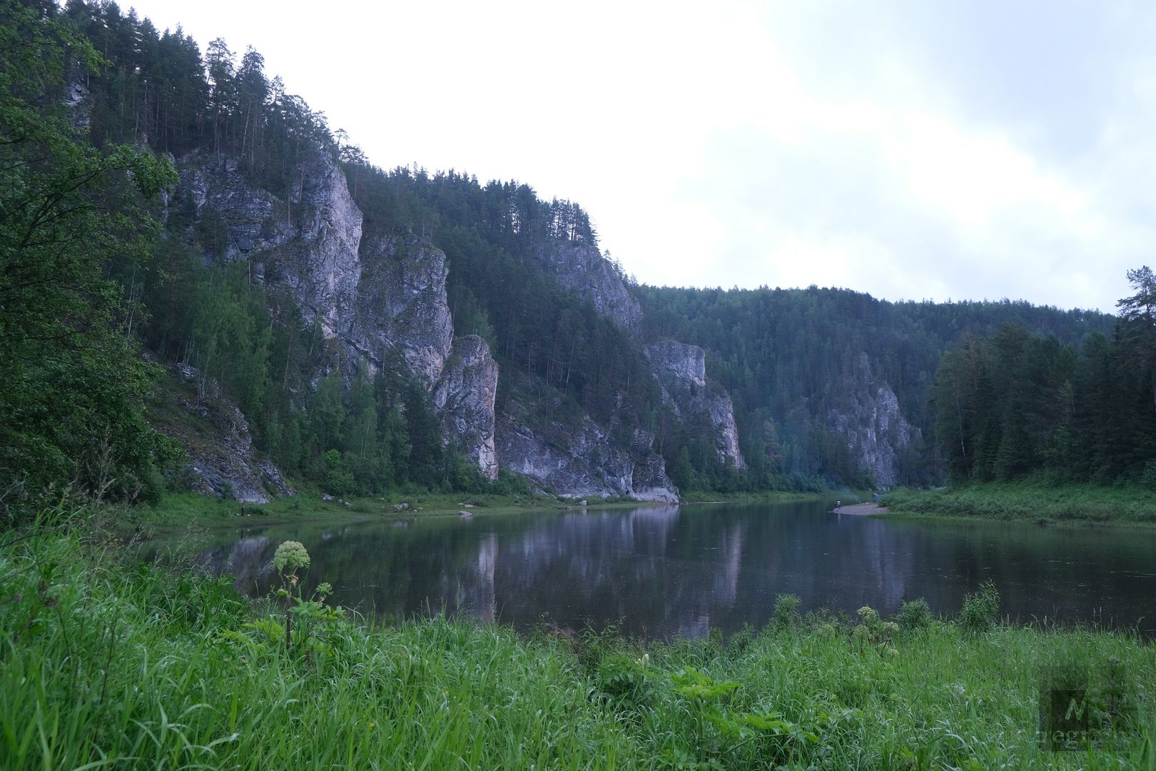 Погода кын пермский край на неделю. Село Кын река Чусовая. Посёлок Кын Пермский край река Чусовая. Река Чусовая Кын завод. Кын Пермский край горы.