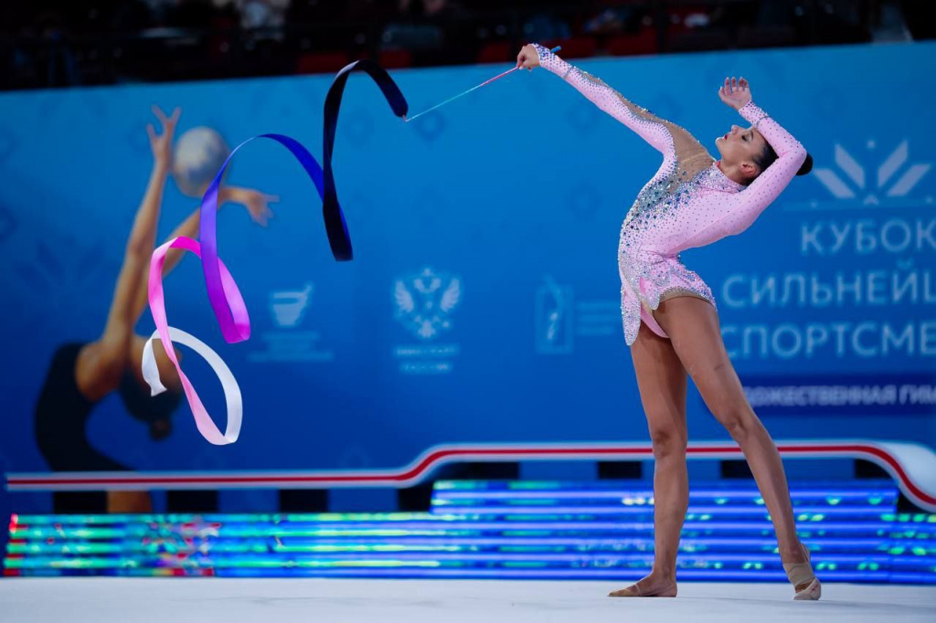 Белорусские грации выиграли все золотые награды в отдельных упражнениях Кубка сильнейших в Москве