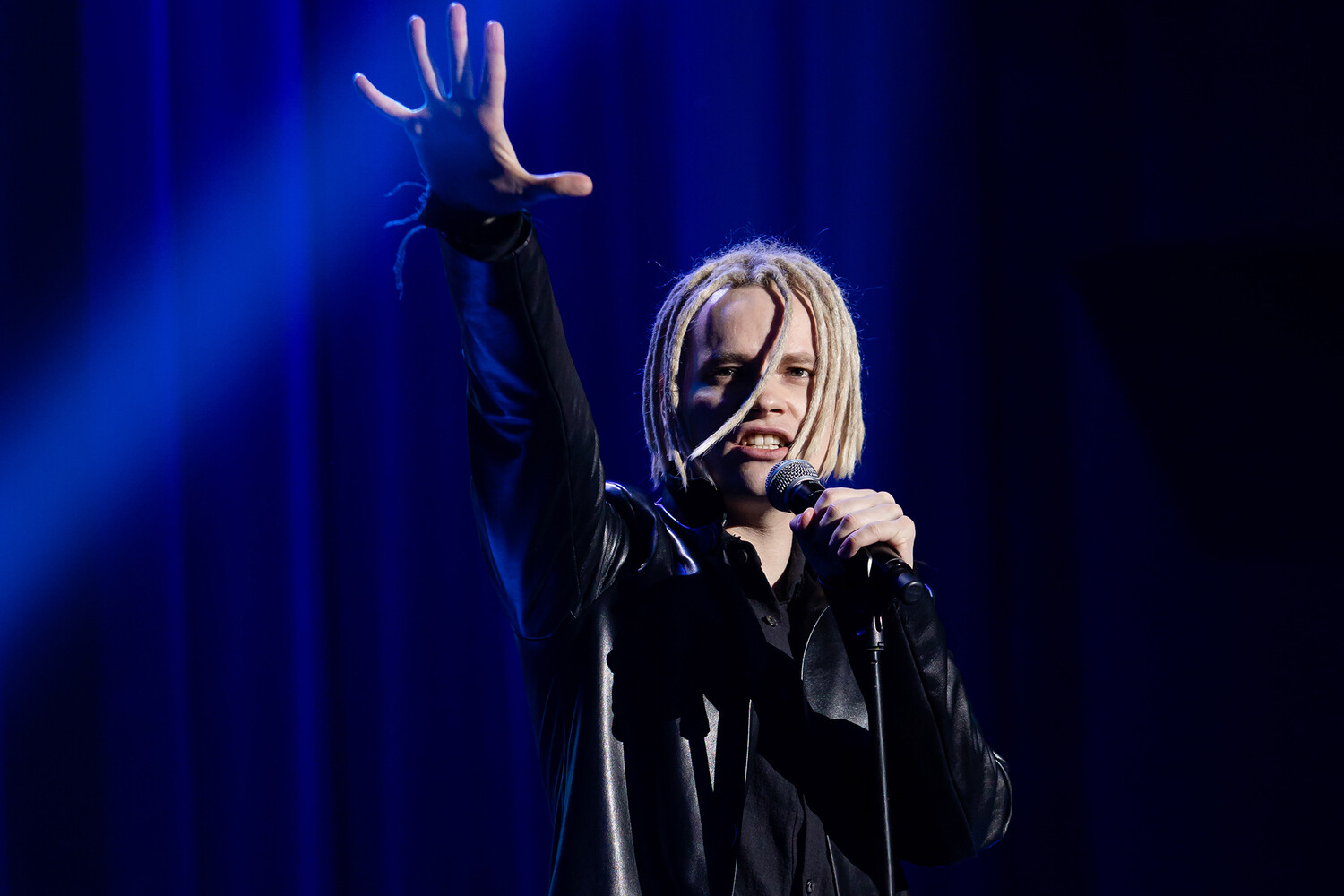 Российский певец шаман. Российский певец шаман. Российский певец шаман. Российский певец шаман. Shaman певец россия.