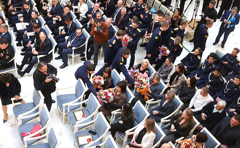 В Совете Федерации состоялась XII церемония награждения детей и подростков, проявивших личное мужество в экстремальных ситуациях