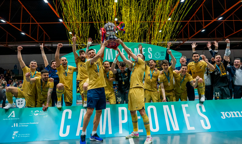 «Барса» выиграла Кубок короля Испании по футзалу (+видео)