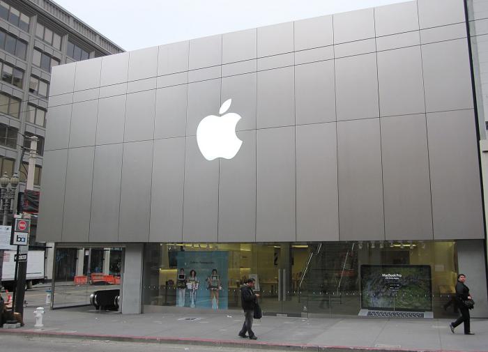 Apple стала первой в рейтинге самых дорогих брендов мира