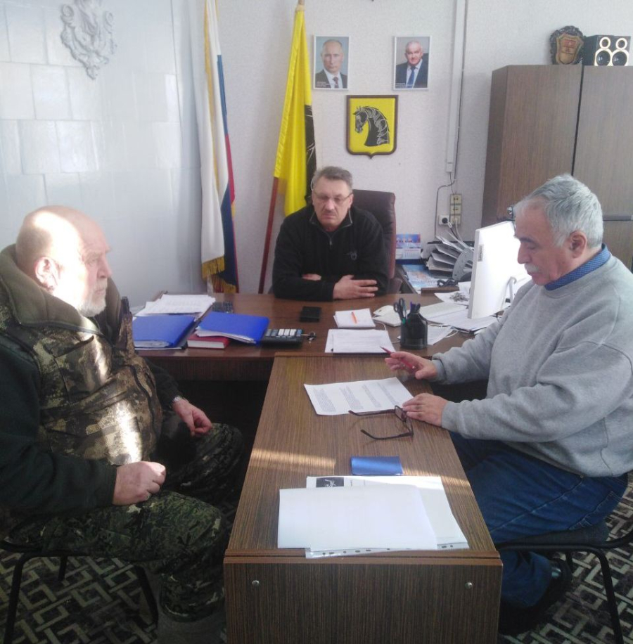 Служба по контракту