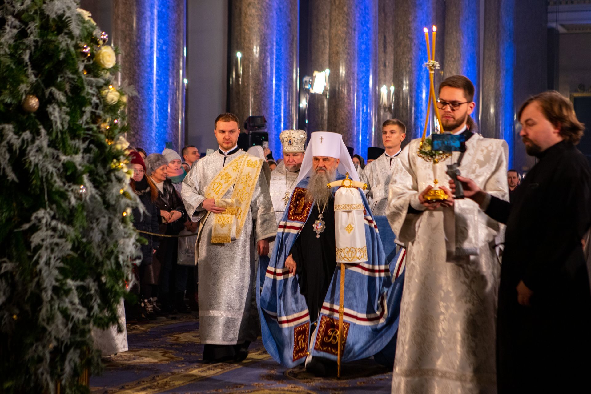 Рождественское богослужение в Кемерово ночная