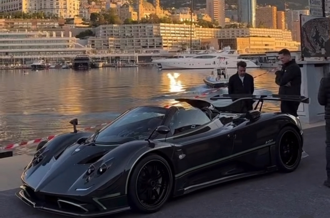 Фернандо Алонсо и его уникальный родстер Pagani Zonda, фото из социальных сетей