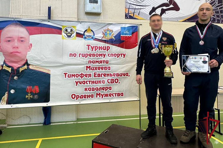 Сотрудники спецназа Управления Росгвардии по Республики Бурятия стали призерами турнира по гиревому спорту