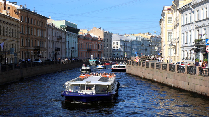 Как в Петербурге будет ходить судно Мойка 2.0
