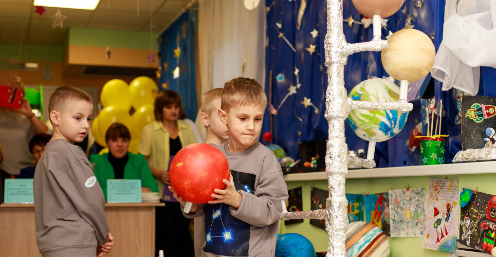 На одного новгородского воспитателя приходится 13 детей