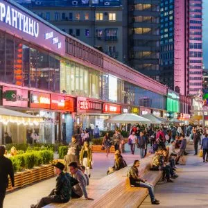 В Москве у метро сдается 4 тыс. торговых помещений, более 40% из них находится в ЦАО