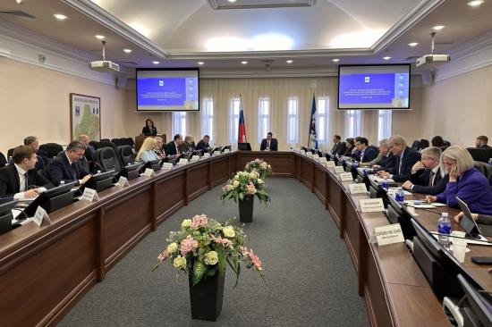 Итоги деятельности министерств в 2023 году подвели на заседании правительства Иркутской области