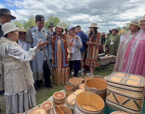 Народные мастера из 25 улусов Якутии представили свои работы на Ысыахе Олонхо в Амге