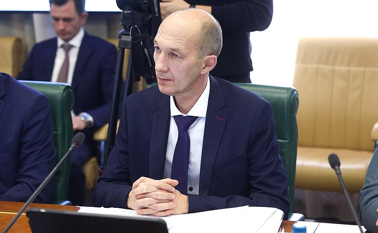 Круглый стол Комитета СФ по международным делам совместно с Комитетом СФ по конституционному законодательству и государственному строительству «Юрисдикция международных судебных и арбитражных органов в отношении Российской Федерации»