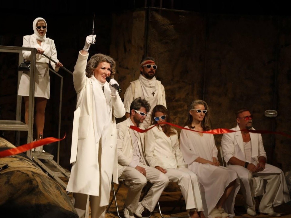 Зрители Котласа оценили игру актеров театра «Камерная сцена» из Лобни