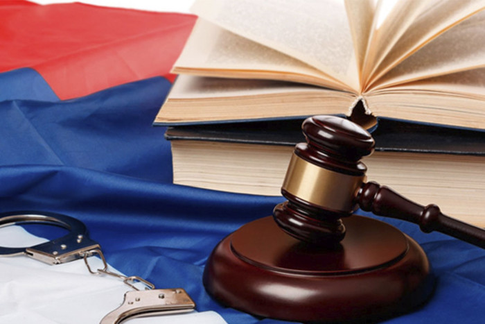 юридическая консультация. юрист по уголовному праву. юрист в суде. право юриспруденция. юридическая помощь гпк.