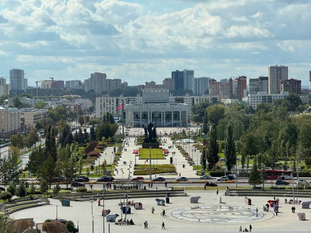 Дизайнер Артемий Лебедев изменил мнение о Перми после прогулки по городу