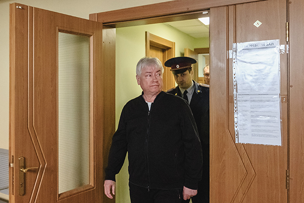 Объектами оспариваемых сделок выступают земельные участки, образованные из земли, на которую еще в 2017 году был наложен арест в рамках первого уголовного дела Мусина