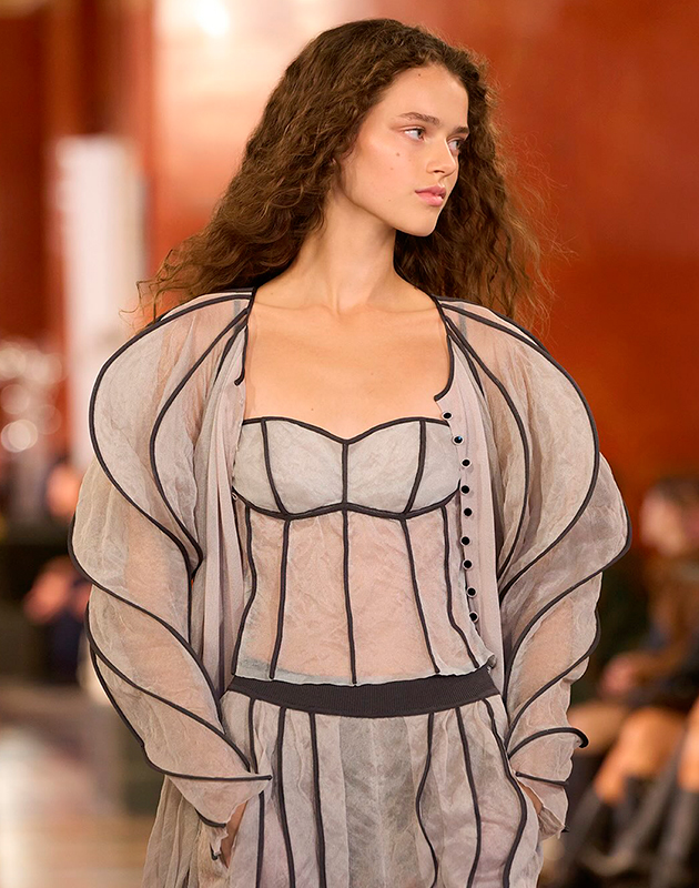 Шоу Louis Vuitton