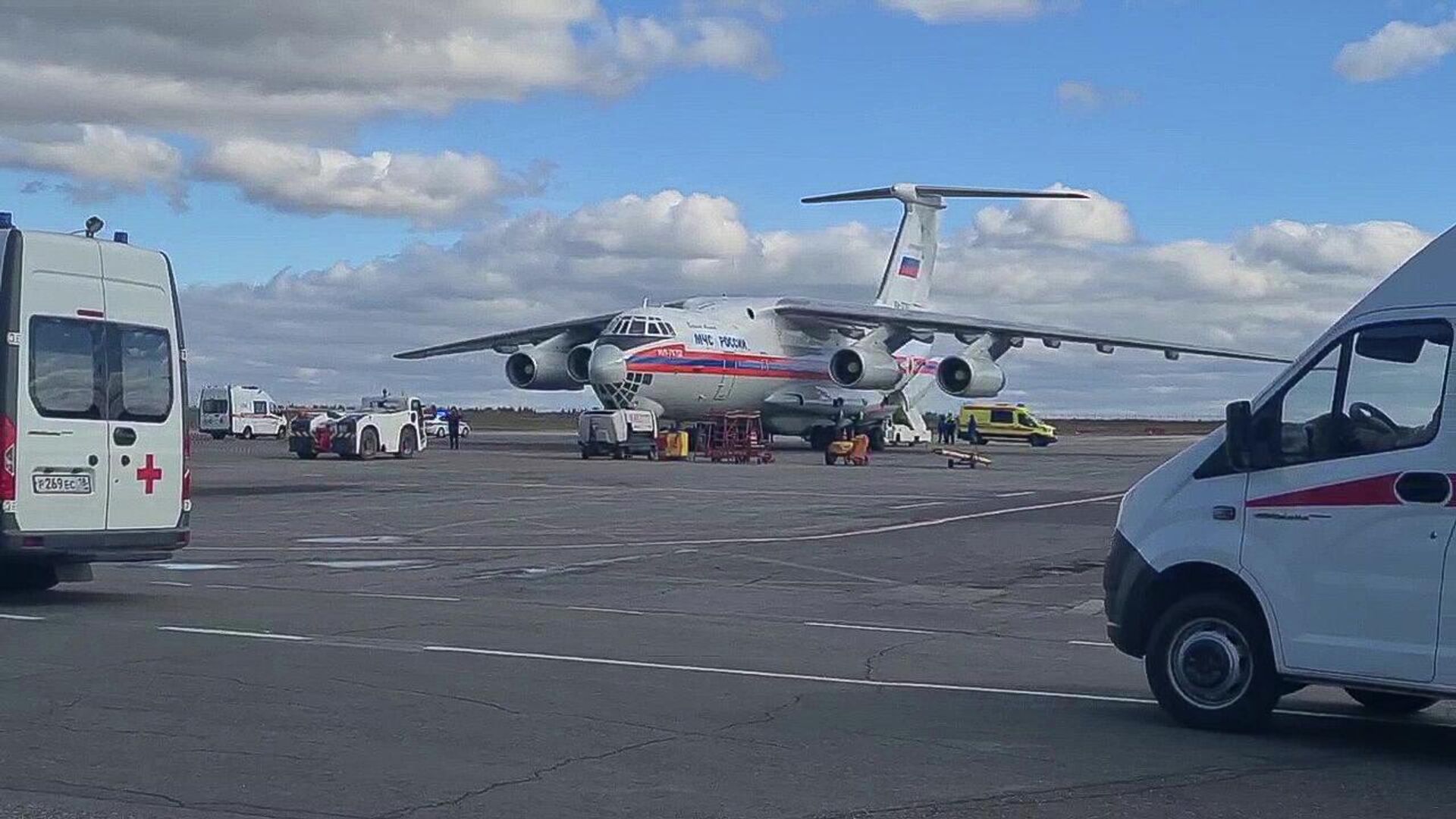 Тур в москву из ижевска. Самолет МЧС.