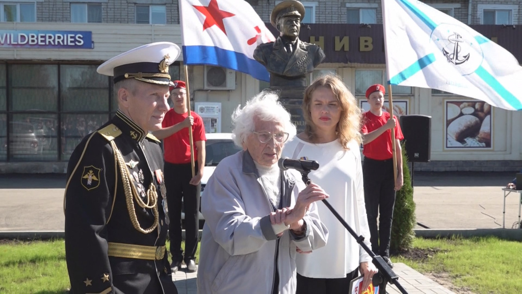 Морской сквер Виноградова в Шарье.mp4_snapshot_00.20.606.jpg