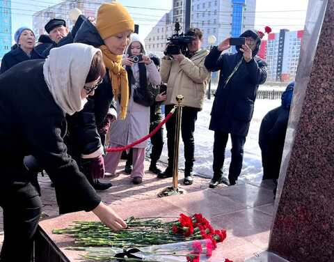 В день 99-летия Гаврила Чиряева возложены цветы к памятнику 