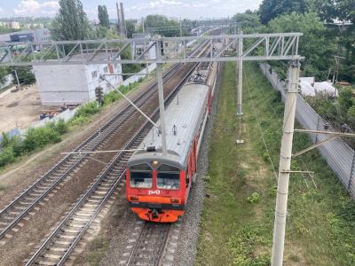 В Татищевском районе закрывают железнодорожный переезд