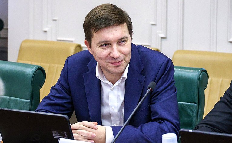 Круглый стол на тему «О совершенствовании моделей рынка, отраслевой и антимонопольной политики в условиях динамично развивающихся рынков телекоммуникаций и информационных технологий»