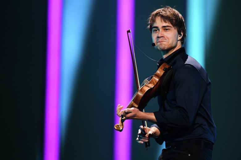 Александр Рыбак