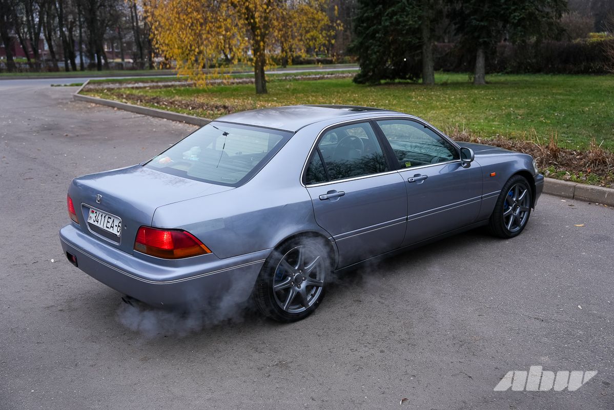 «Она дала комфорт, который мало кто ожидает от таких машин»: история владения редкой Honda Legend