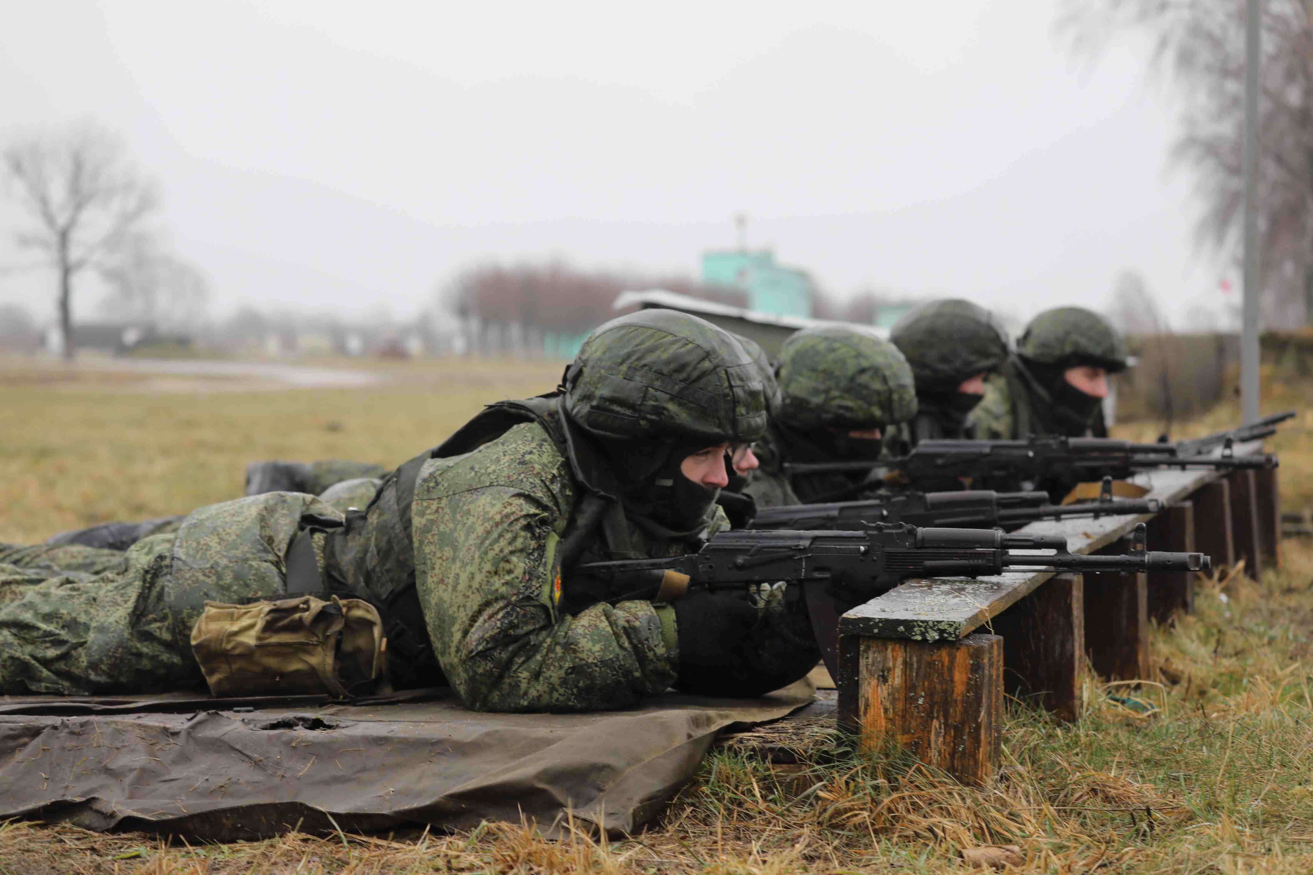 Западные войска. Военные. Военные подразделения России. Воинская часть. Армия России война.