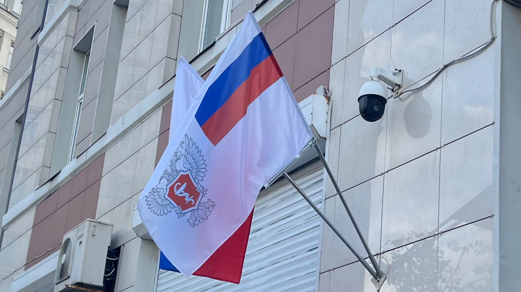 Брянцы выбрали тройку самых уважаемых профессий