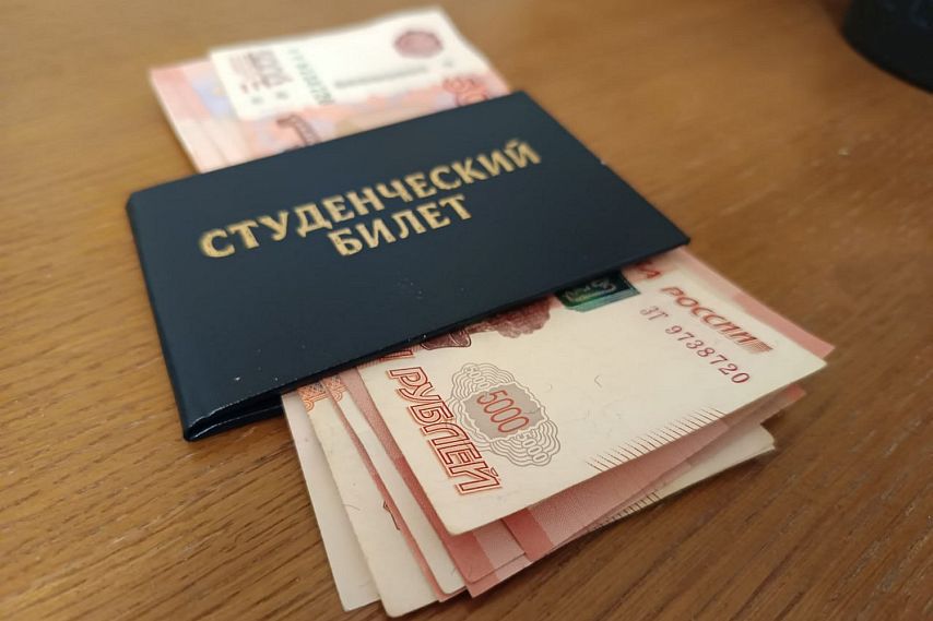 Старооскольского студента оштрафовали на 120 тысяч рублей за взятку преподавателю