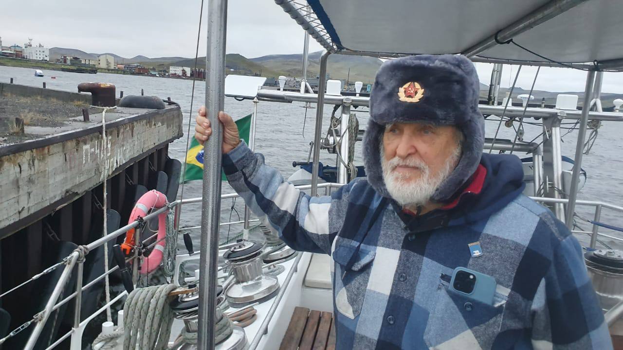 От Салвадора до Тикси: экспедиция «Братство–2025» покоряет Арктику - фото 1