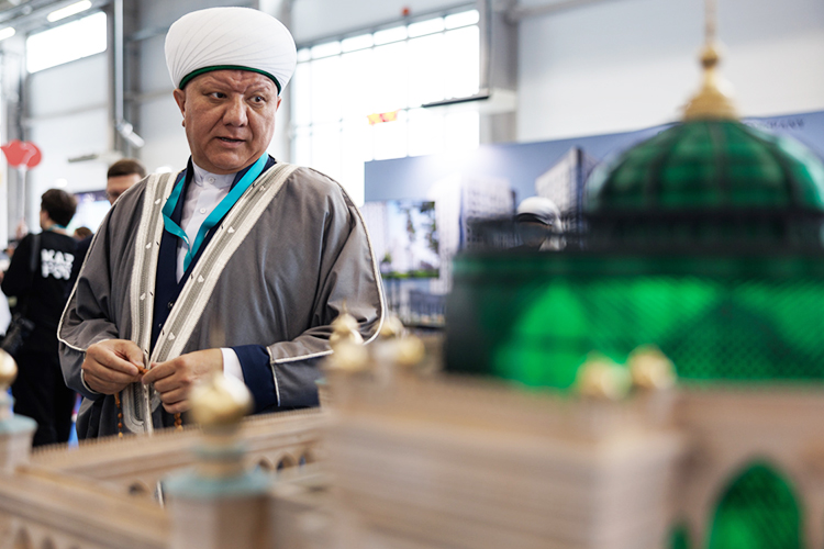 Альбир Крганов: «В исламе мы не можем следовать своим мироощущениям и пониманию разных вопросов. Мы исполняем то, что повелевает нам Всевышний»