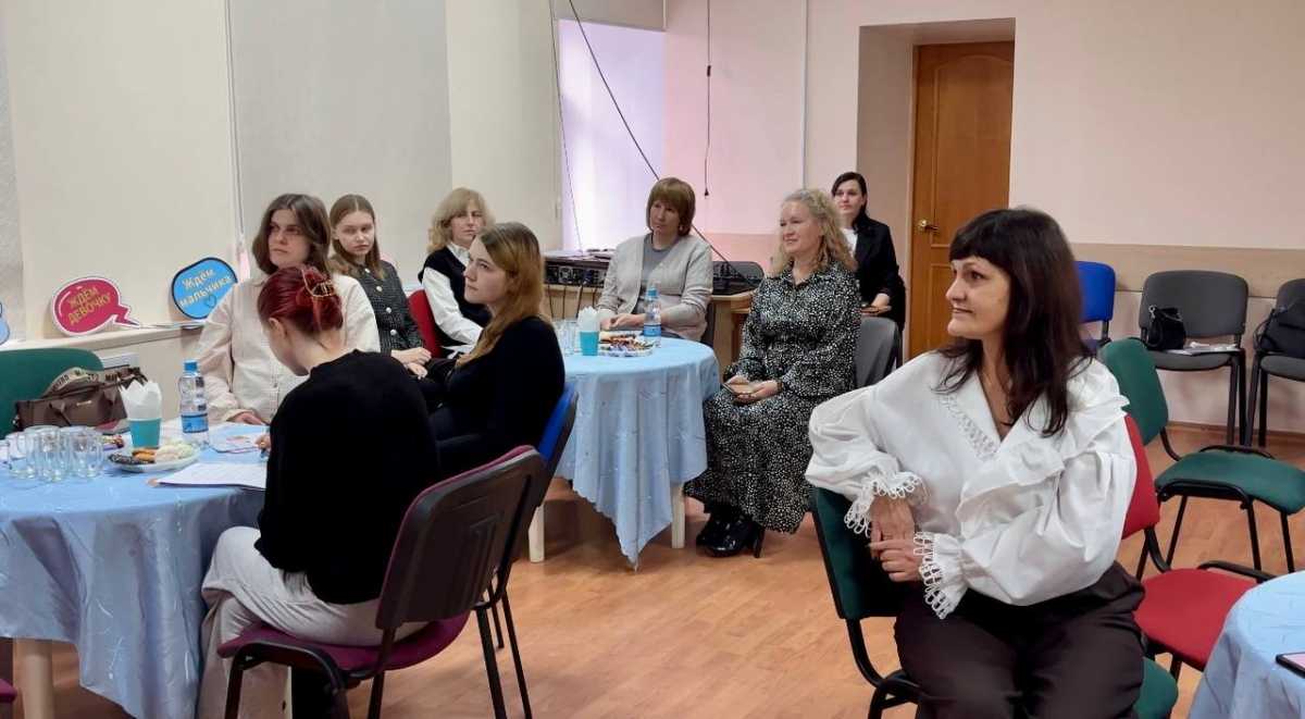 Особое внимание на встрече уделили волонтёрской миссии на освобождённых территориях и гуманитарной помощи, которую оказывают защитники.