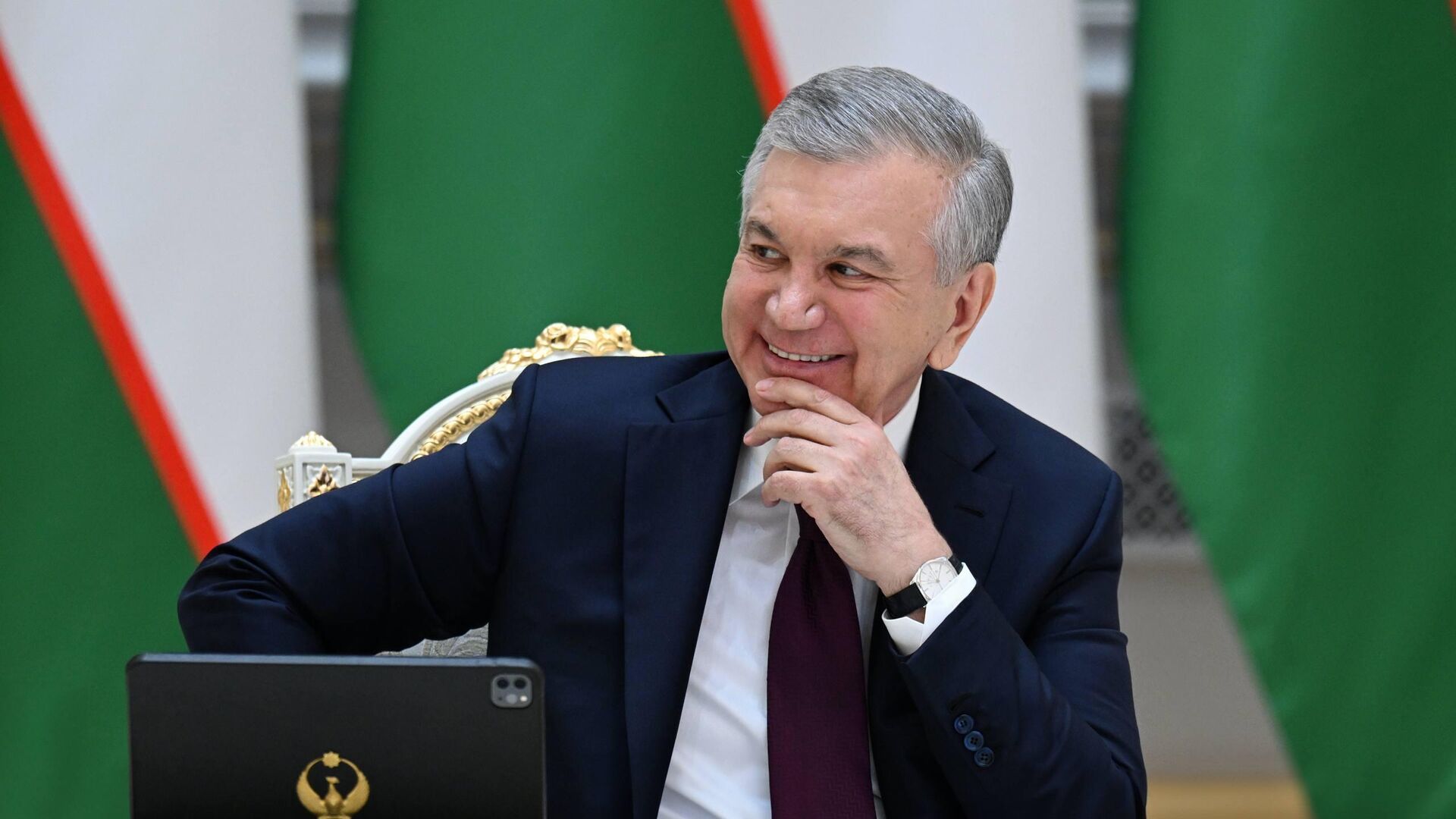 Шавкат Мирзиёев поблагодарил зарубежных лидеров и партнеров за поздравления - Sputnik Узбекистан, 1920, 25.07.2025
