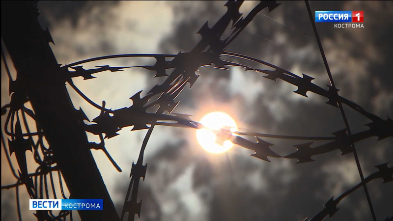 Жительница Калуги ради мигранта из Украины пыталась подкупить сотрудника ФСБ в Костроме