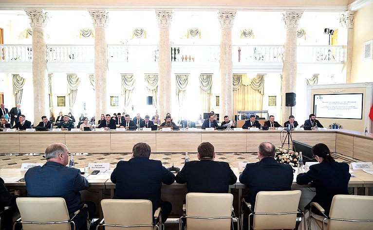 Выездное заседание Комитета Совета Федерации по экономической политике «Особенности социально-экономического развития субъектов РФ в современных условиях на примере Ульяновской области»
