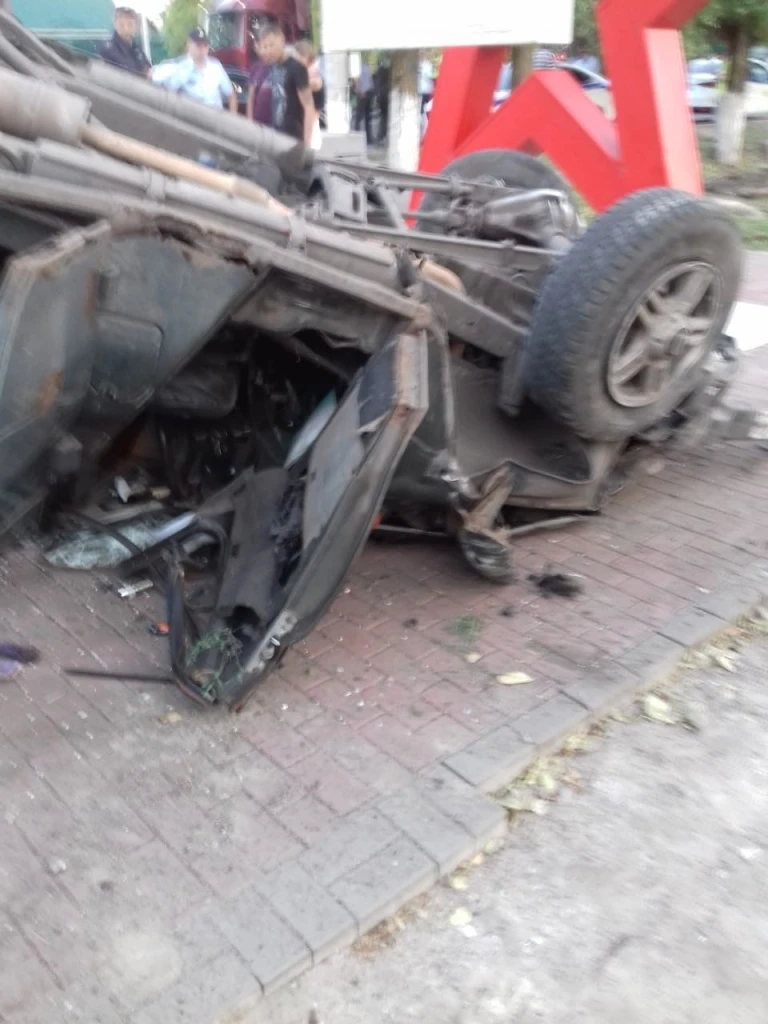 Чаплыгин происшествия. Пожар магазина в чаплыгине. Чп чаплыгин. Поселок рощинский чаплыгинского района. Автобус протаранил липецкой улице.