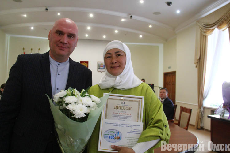 Гномландия, седумы и билет в детство: победителям конкурса «Омские улицы» вручили награды в администрации города