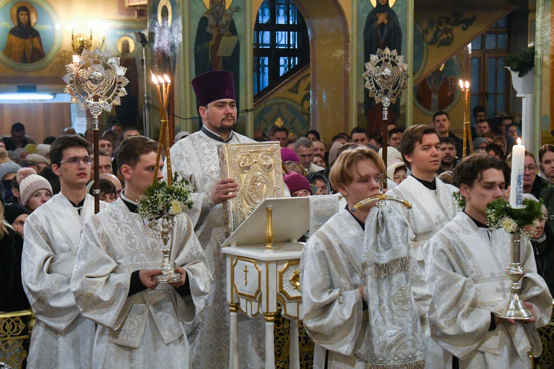 Вознесенский собор Новосибирск службы