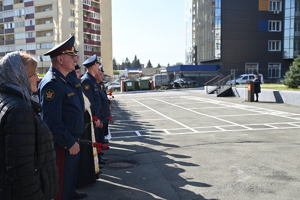 В ГУФСИН России по Новосибирской области почтили память погибших при выполнении служебных обязанностей сотрудников уголовно-исполнительной системы Российской Федерации