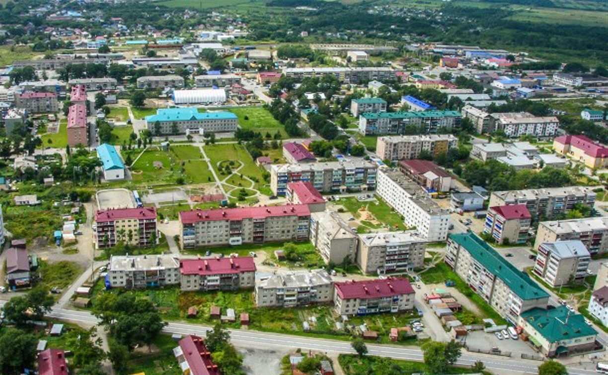 Время в сахалинске. Южно-Сахалинск Красноярск. Город Южно-Сахалинск. Сахалин город Южно Сахалинск. Сахалин время.