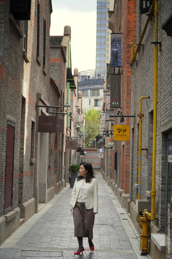 Вьет Вам, часть 1. Шанхайский полдень