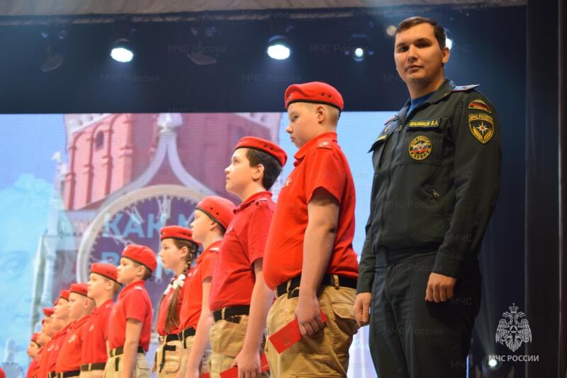 Пятиклассники приняли присягу кадета