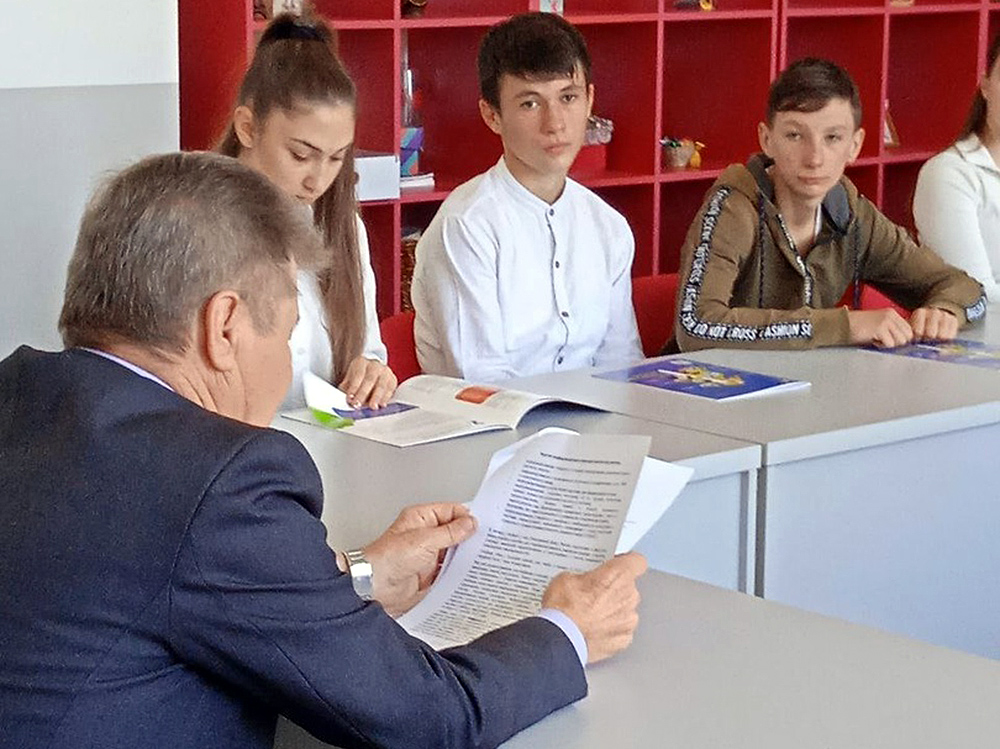 пенсионный фонд кчр номер телефона. пенсионный фонд кчр номер телефона. отделение пфр в кчр. пенсионный фонд кчр. мобильный офис передвижной.